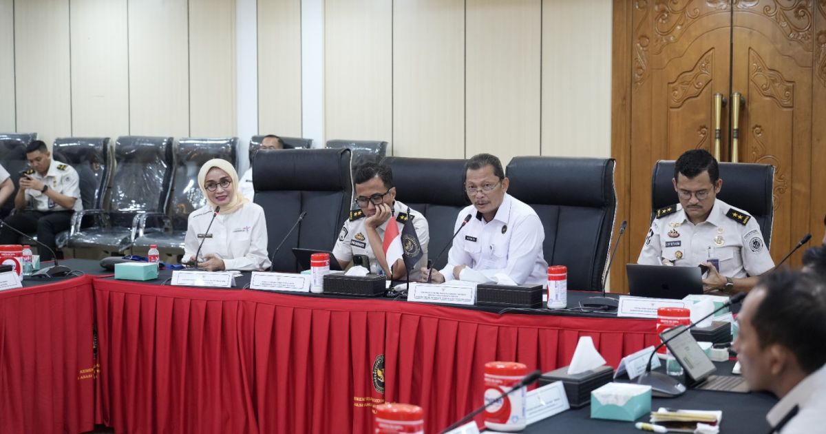 A meeting held on Monday, 11 May 2026 by related Indonesians ministries and government agencies that decided to grant free entry visa to citizens of Kazakhstan and Macau (Foto/ Coordinating Ministry for Justice, Human Rights, Immigration, and Penitentiary Affairs)
